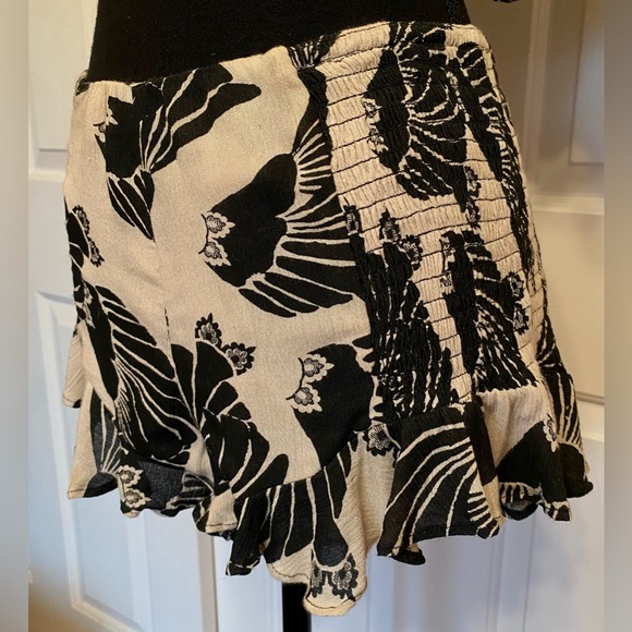 Free People Two Piece Merpati Set - Picture 9 of 16